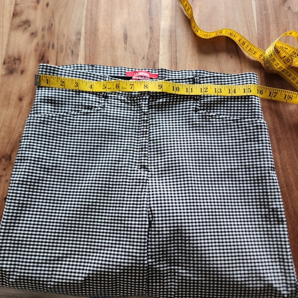 Le Grenier checked dress capris, size M - Picture 6 of 8